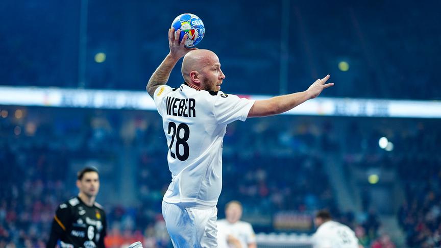 Robert Weber (Österreich) im Rahmen des Vorrundenspiels Spanien - Österreich der Handball Europameisterschaft der Männer, am Dienstag, 16. Jänner 2024, in Mannheim.