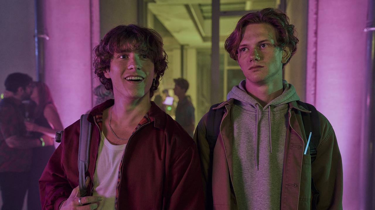 "Hundertdreizehn – Nuriel": Benedikt Kalcher (Jonas Wiedemill), Simon Löcker (Simon Zarrath)