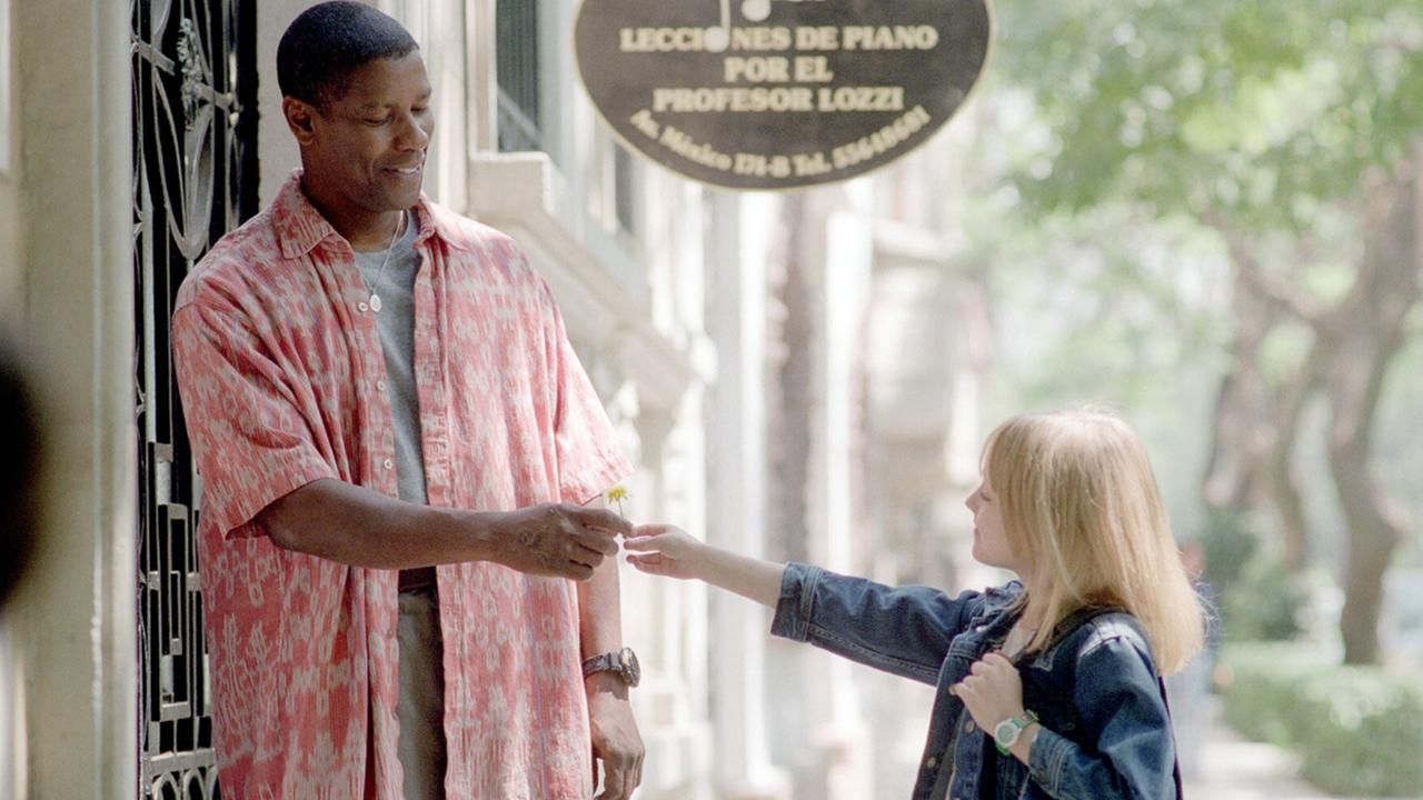 Denzel Washington (Creasy), Dakota Fanning (Pita)