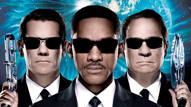 "Men in Black 3": Josh Brolin (Agent K, jung), Will Smith (Agent J), Tommy Lee Jones (Agent K)