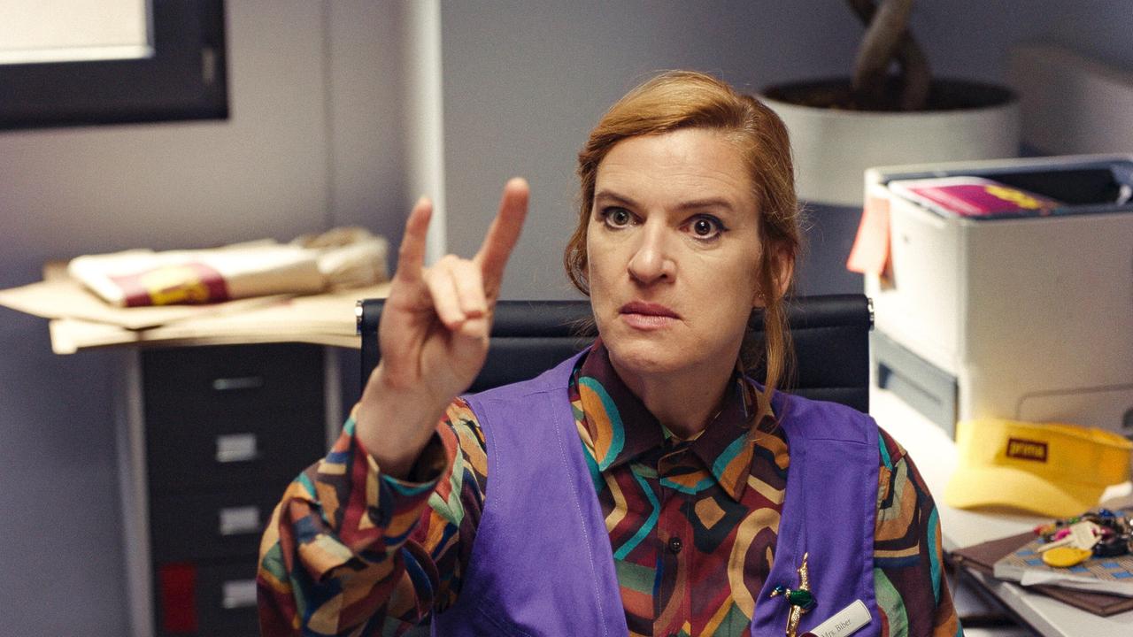 "Mermaids Don’t Cry": Inga Busch (Mrs. Biber)