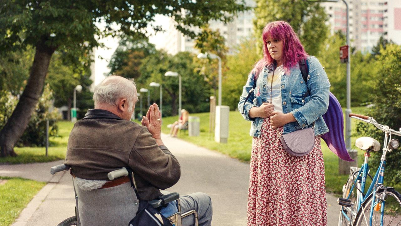 "Mermaids Don’t Cry": Karl Fischer (Hermann), Stefanie Reinsperger (Annika)