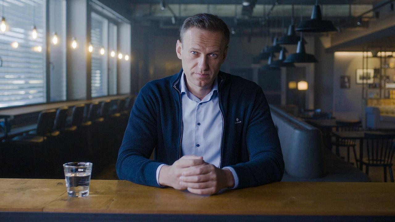 Alexei Nawalny während eines Interviews.