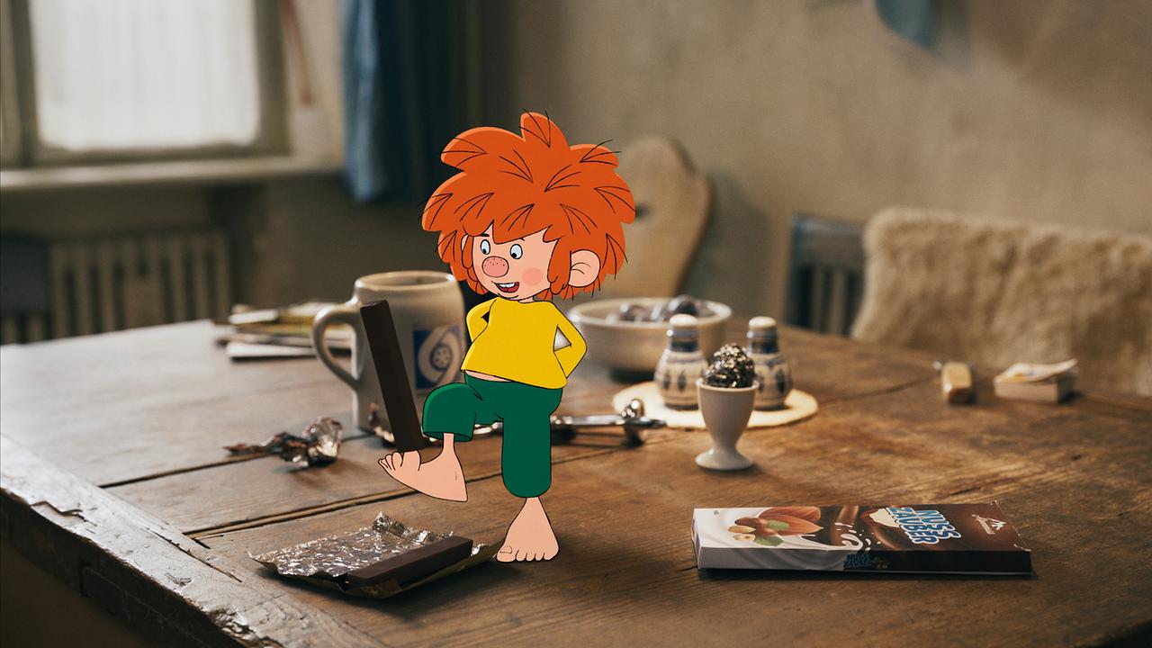© ORF/Beta Film/NEUESUPER GmbH/RTL Pumuckl entdeckt weitere Naschereien.
