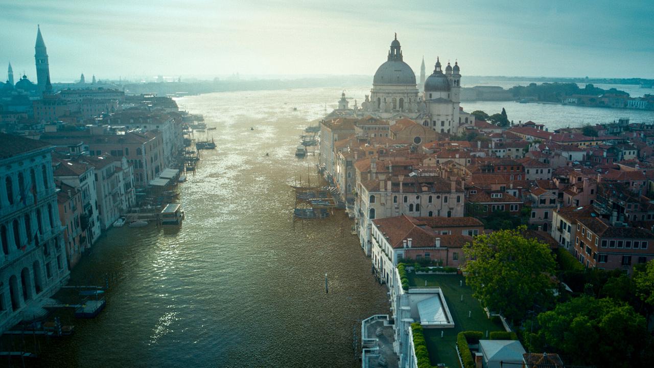 © ORF/ZDF/Schwarm TV Production GmbH & Co. "Der Schwarm - Folge 3": Venedig erlebt eine nie dagewesene Quallen-Plage