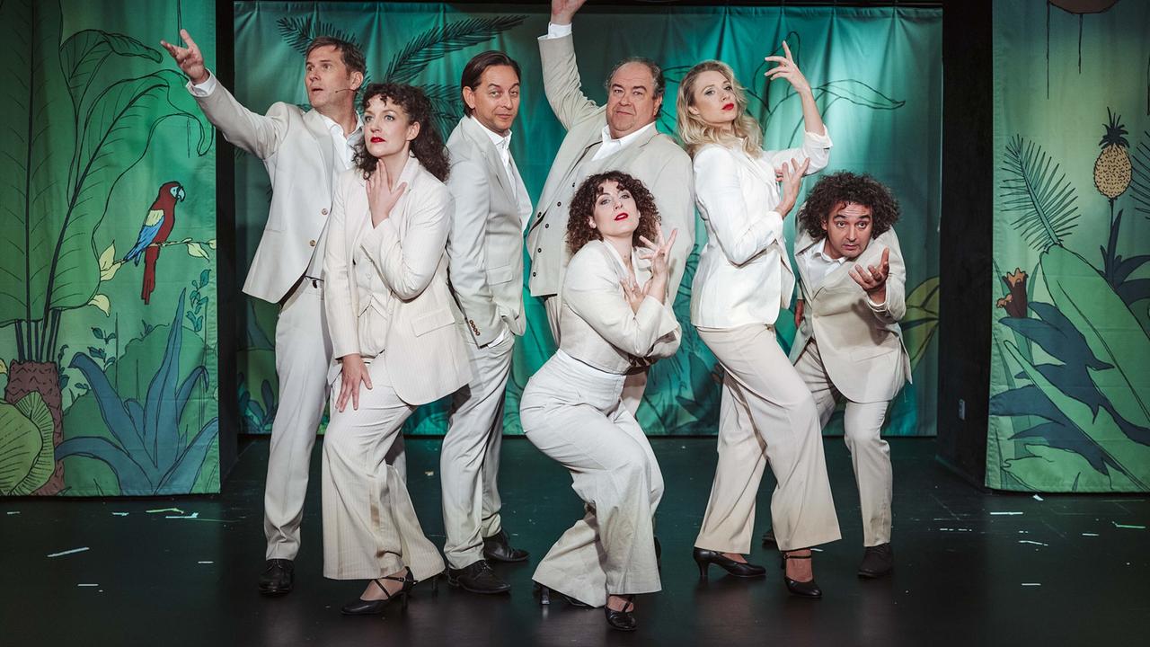 "Simpl Revue: Paradies dringend gesucht": Joachim Brandl, Katharina Dorian, Julian Loidl, Ariana Schirasi-Fard, Bernhard Murg, Jenny Frankl, Matthias Mamedof