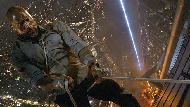 © ORF/Universal Im Bild: Dwayne 'The Rock' Johnson (Will Sawyer).