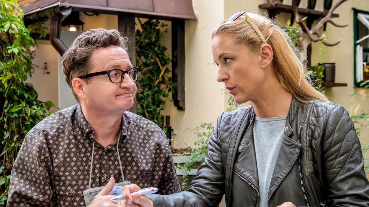"Soko Donau - Wien sehen und sterben": Joseph Prammer (Peter Sagebiel), Lilian Klebow (Penny Lanz)