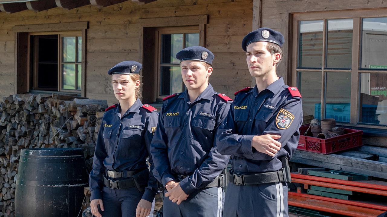 "Soko Kitzbühel - In Medias Res": Maya Unger (Nicki Probst), Philipp Laabmayr (Alfons Grubauer), Nikolaas von Schrader (Marcel Halpern)