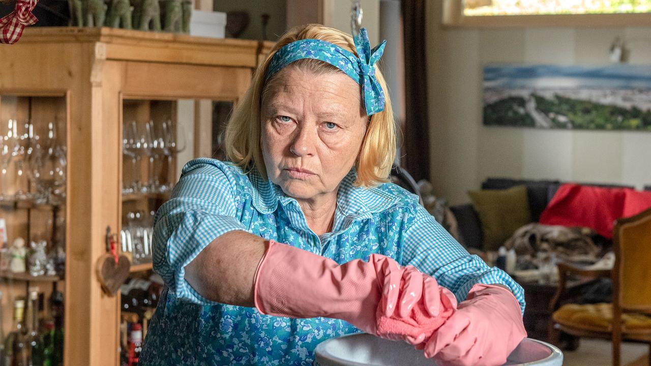 "Soko Kitzbühel - Worst Case Scenario": Margarethe Tiesel (Erni Oberwalder)