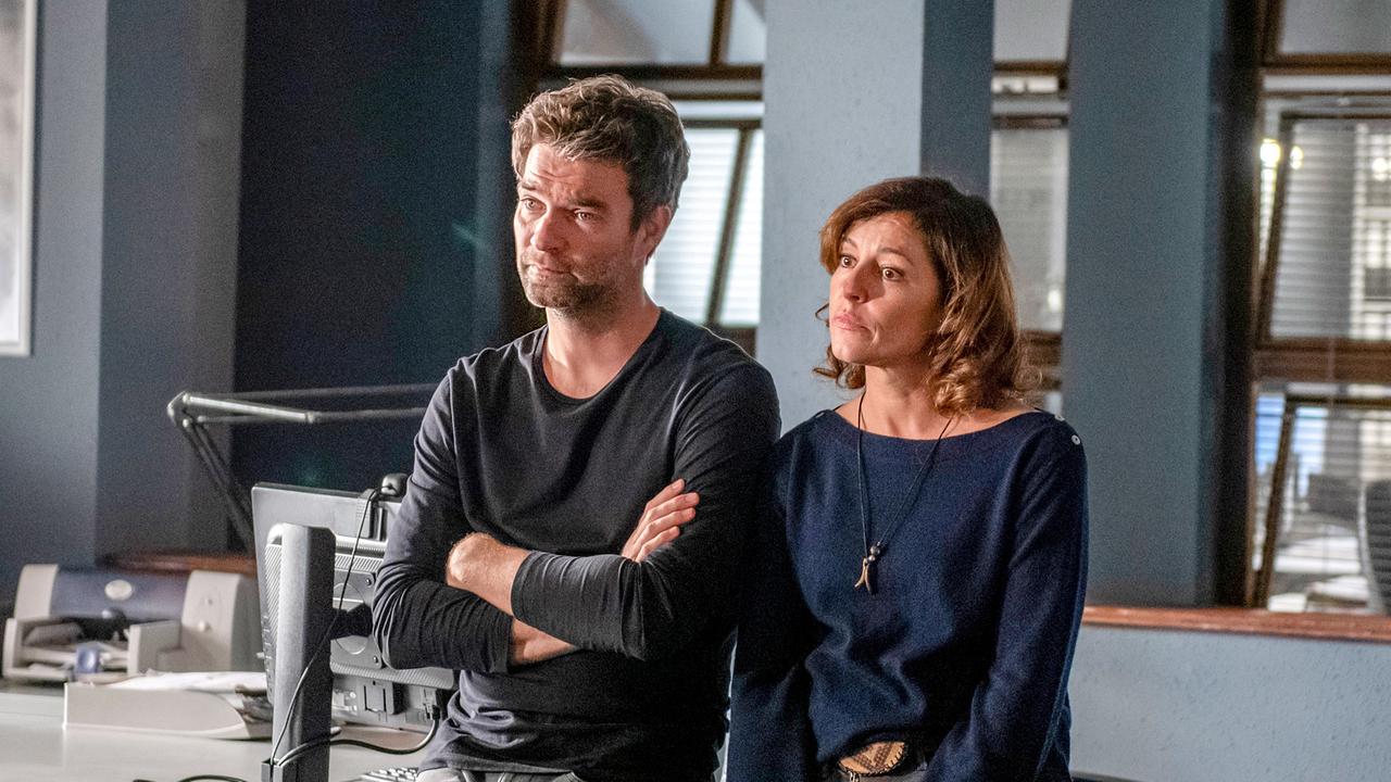 "Soko Kitzbühel - Worst Case Scenario": Jakob Seeböck (Lukas Roither), Julia Cencig (Nina Pokorny)