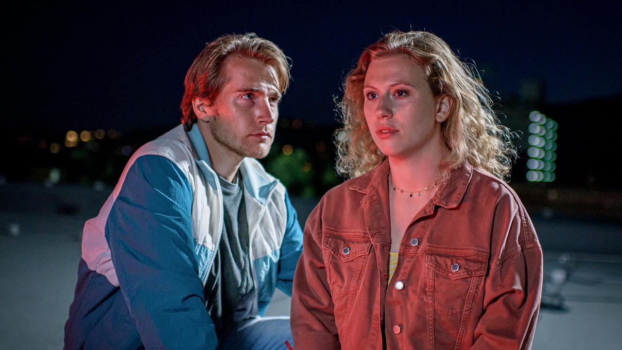 "Soko Linz - Schöpfung 2.0": Felix Stichmann (Niko Köhler), Sophie Bauer (Lea Hoffmann)