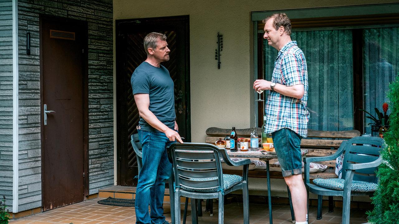 "Soko Donau – Das Schweigen der Gartenzwerge": Martin Gruber (Max Herzog), Alexander Jagsch (Rudi Zišek)