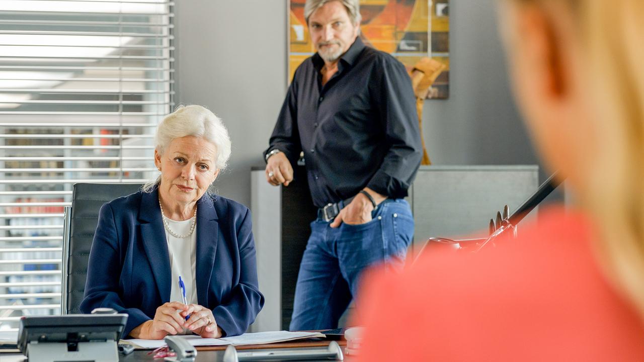 Soko Donau: Brigitte Kren (Henriette Wolf), Stefan Jürgens (Carl Ribarski), Lilian Klebow (Penny Lanz)