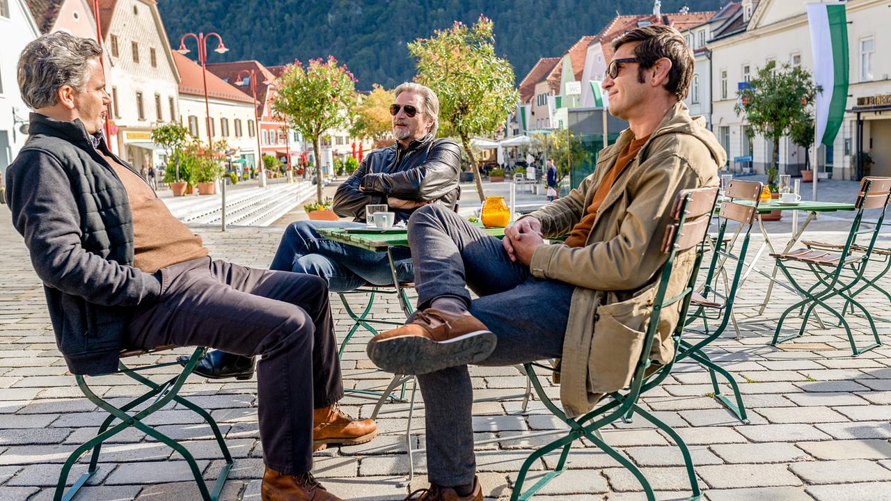 © ORF/Satel Film/Toni Muhr Soko Donau: Markus Zett (Martin Schimmer), Stefan Jürgens (Carl Ribarski), Andreas Kiendl (Klaus Lechner)