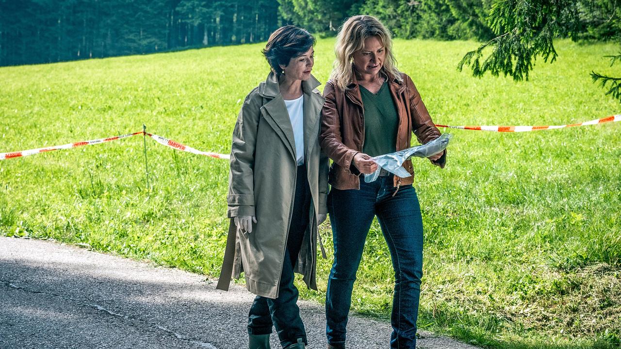 "Soko Linz – Good Cop – Bad Cop": Katharina Stemberger (Joe Haizinger), Angelika Niedetzky (Biggi Obergschwendter)