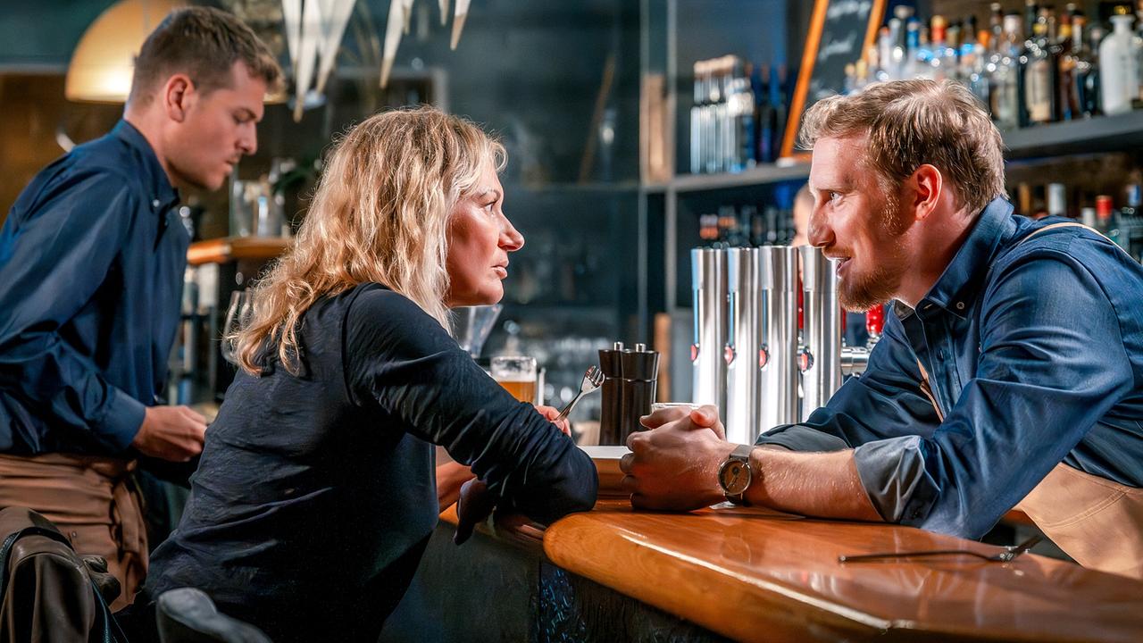 "Soko Linz – ACAB": Angelika Niedetzky (Biggi Obergschwendter), Michael Edlinger (Walter Obergschwendter)