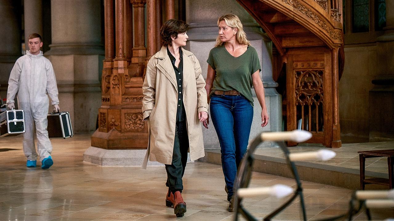 "Soko Linz – Die letzte Ruhe": Katharina Stemberger (Joe Haizinger), Angelika Niedetzky (Biggi Obergschwendter)