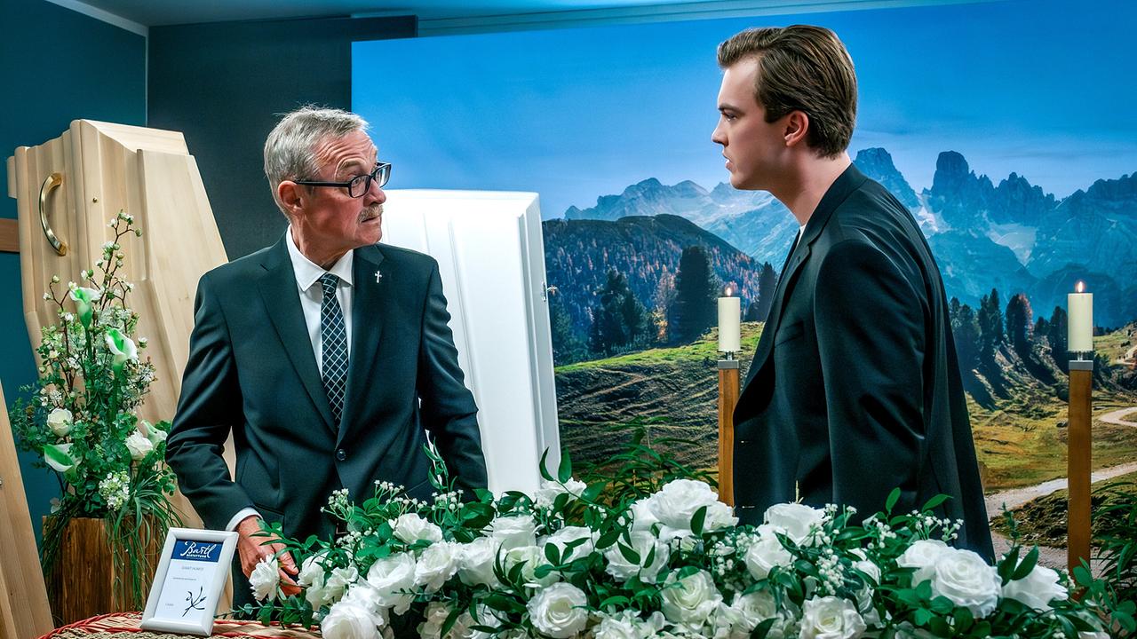 "Soko Linz – Die letzte Ruhe": Ferry Öllinger (Markus Bartl), Max Jellinek (Lukas Bartl)