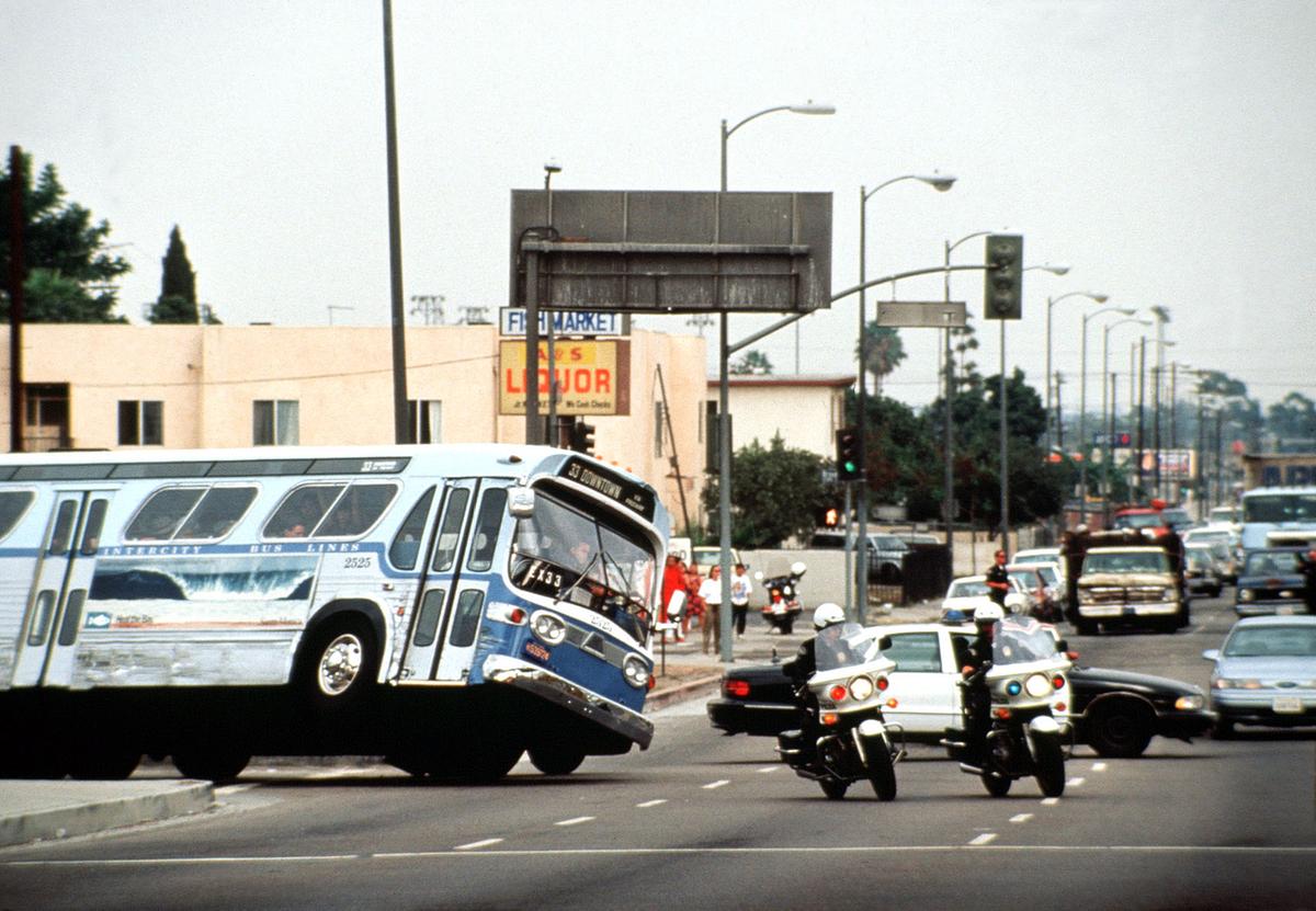 Im Bild: Um den Fahrplan einzuhalten, geben die Busfahrer in L. A. alles.