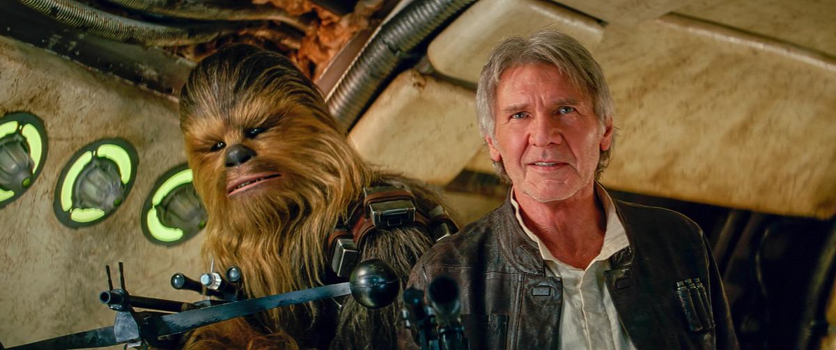 Im Bild: Peter Mayhew (Chewbacca), Harrison Ford (Han Solo).