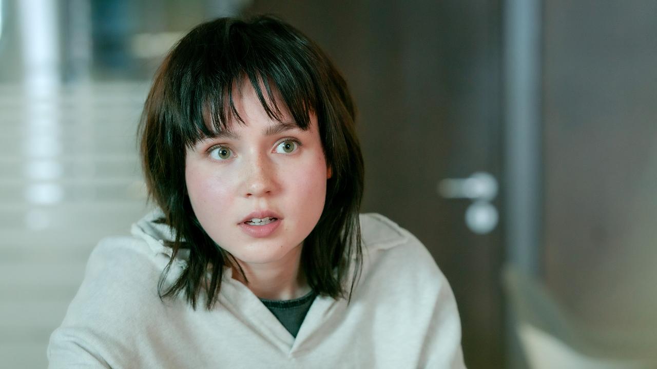 © ORF/MR Film/Petro Domenigg Paulina Hobratschk blickt nach vorne.