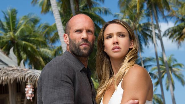 Im Bild: Jason Statham (Arthur Bishop), Jessica Alba (Gina).