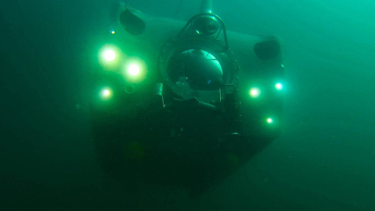 "Tiefenrausch - Die Live-Expedition": Per Mini-Uboot geht es erstmals bis ganz hinunter an den tiefsten Punkt des Traunsees.