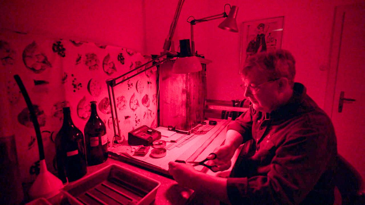 "Trailer.AT: Folge 4": Peter Tscherkassky