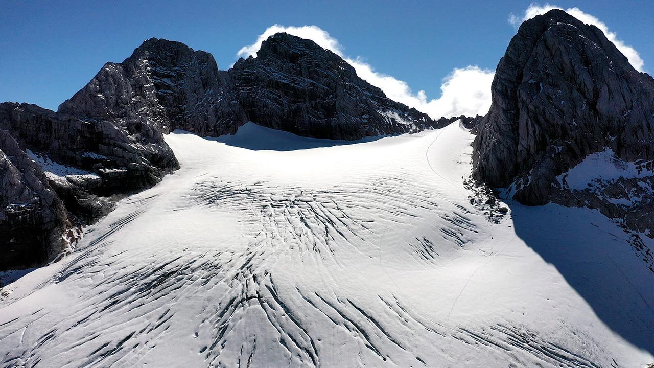 © ORF/ORF III/Markus Raich Der Gipfel des Dachsteinmassivs mit dem Gletscher im Vordergrund