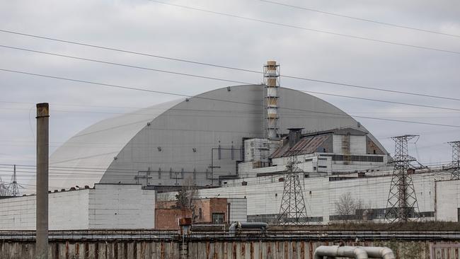 Atomkraftwerk Tschernobyl nach errichtetem Sakrophag