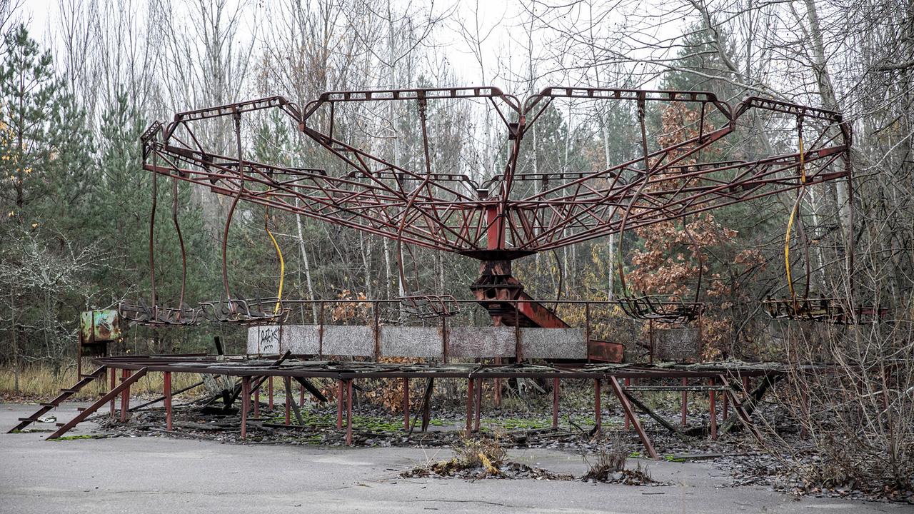 Ein Ringelspiel in der verlassenen Geisterstadt Prypjat