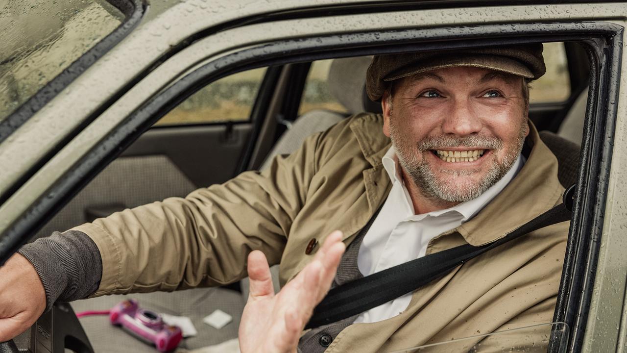 "Uhudler Verschwörung – Ein Stinatz Krimi": Thomas Stipsits (Sifkovits)