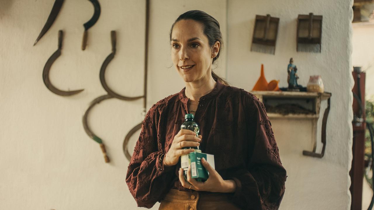 "Uhudler Verschwörung – Ein Stinatz Krimi": Agnes Hausmann (Bettina Fabsits)