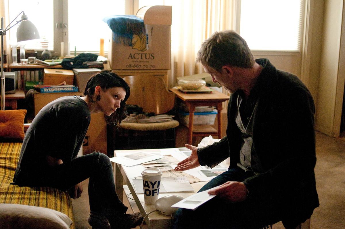 Rooney Mara (Lisbeth Salander), Daniel Craig (Mikael Blomkvist)