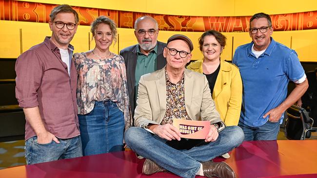 Was gibt es Neues?: Joachim Brandl, Jennifer Frankl, Michael Niavarani, Oliver Baier, Magda Leeb, Viktor Gernot
