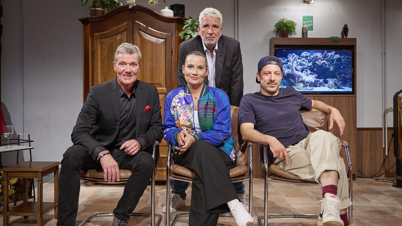 © ORF/Klaus Titzer Willkommen Österreich mit Stermann & Grissemann: John Jürgens, Jenny Jürgens, Fahri Yardim, Dirk Stermann