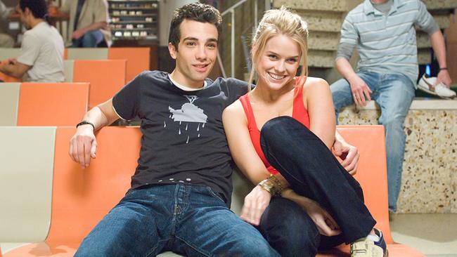 Jay Baruchel (Kirk), Alice Eve (Molly)