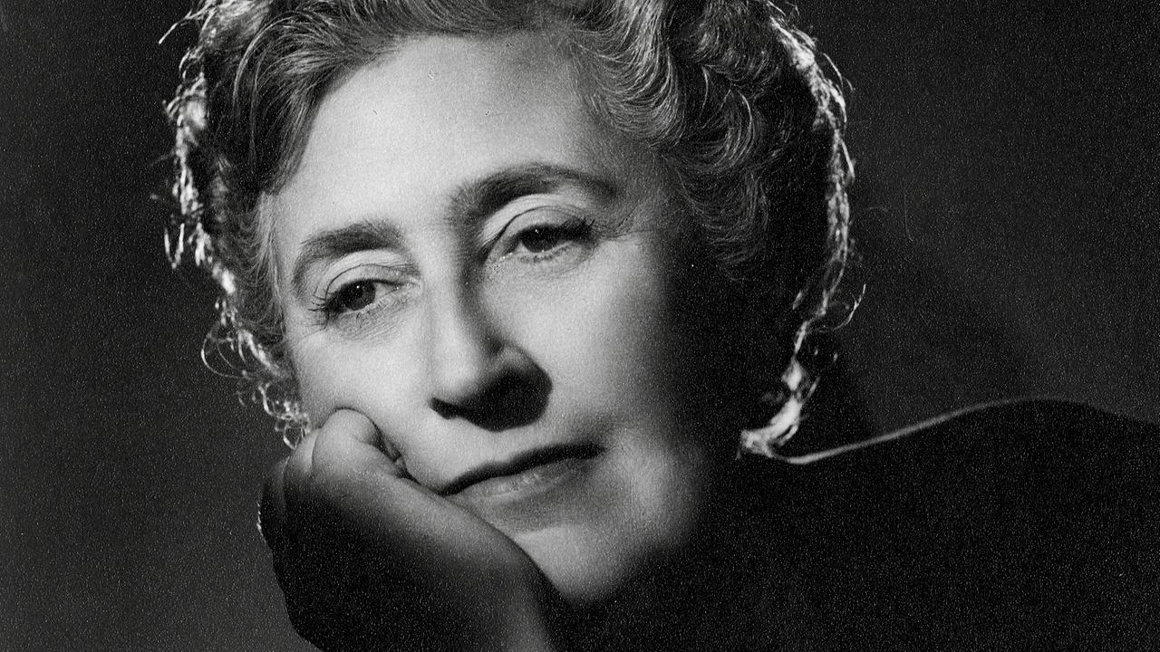 Schwarz-Weiß-Porträt von Agatha Christie