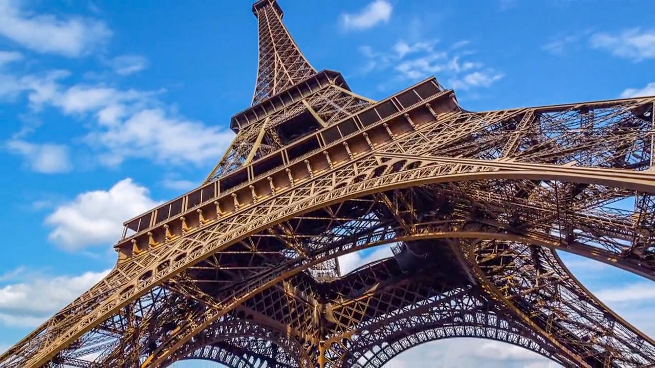 Eiffelturm von unten fotogorafiert