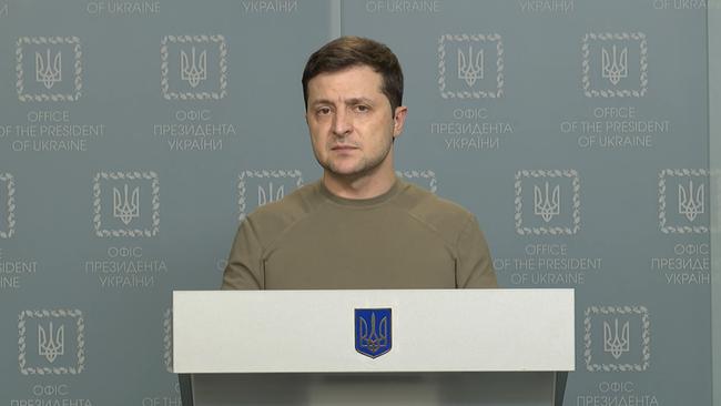 WOLODYMYR SELENSKYJ bei einer Pressekonferenz nach Beginn der russischen Invasion. Kiew, 24.02.2022