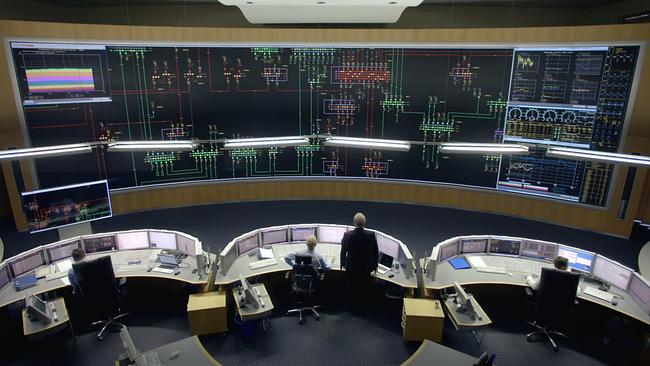 In der so genannten Systemführung in Brauweiler bei Köln wird die deutsche Stromversorgung gesteuert und überwacht