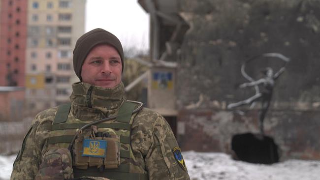 Der Vorarlberger mit dem Kampfnamen „Phönix“ lebt seit acht Monaten in der Ukraine und kämpft in einer Einheit der Internationalen Freiwilligenlegion.