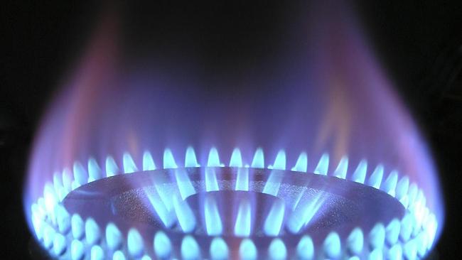 Großes Wechseln: Warum jetzt viele ihre Strom- & Gaslieferanten tauschen