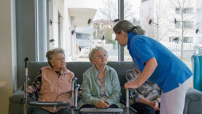 In der Seniorenwohngemeinschaft Freundinnen geworden: Herta Hochwarter und Helene Riedel.