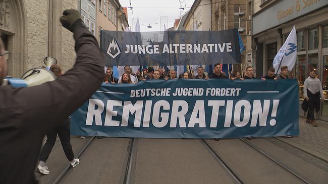 Die AfD – Alternative für Deutschland könnte bei den Bundestagswahlen am 23. Februar ihre Stimmen verdoppeln und mit 20% zur zweitstärksten Fraktion werden. 