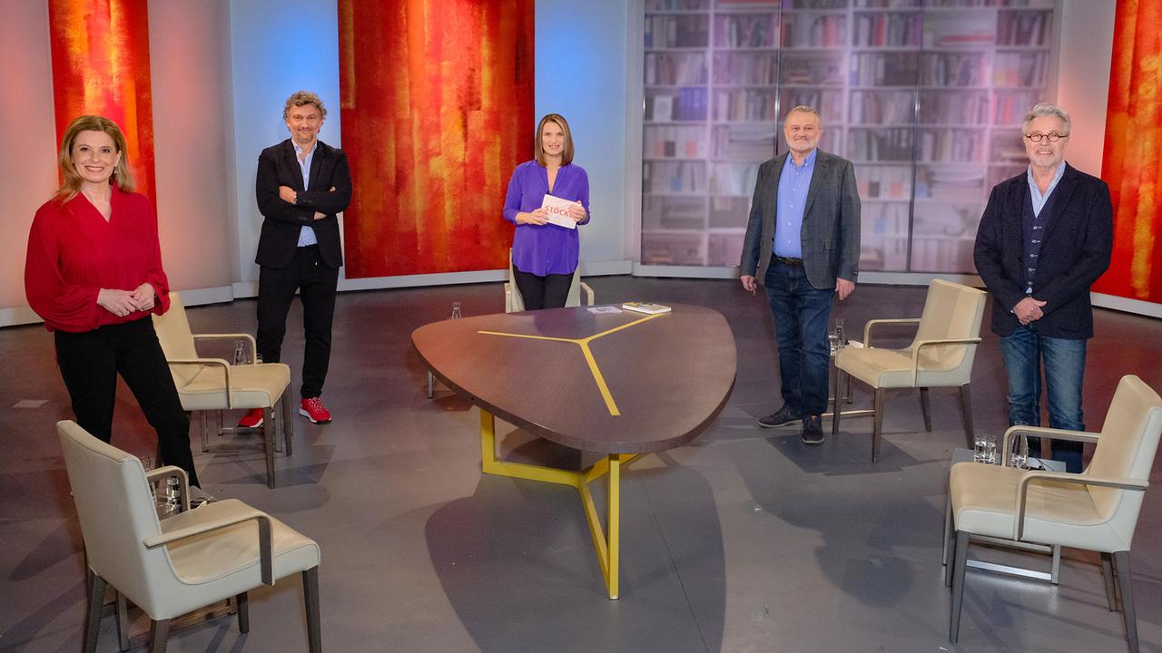 © ORF/Günther Pichlkostner "STÖCKL." am 8.4.2021: Christa Kummer, Jonas Kaufmann, Barbara Stöckl, Felix Gundacker, Adi Hirschal