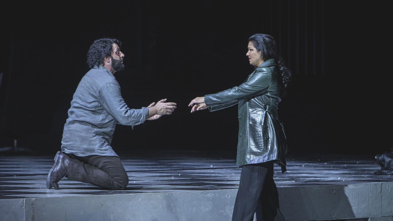 © APA/SALZBURGER FESTSPIELE/MARCO BORRELLI Anna Netrebko (Floria Tosca) und Yusif Eyvazov (Mario Cavaradossi)