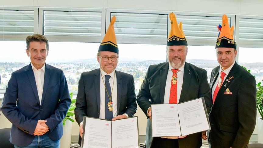 © ORF/Thomas Ramstorfer Designierter ORF-Generaldirektor Mag. Roland Weißmann, ORF-Generaldirektor Dr. Alexander Wrabetz, Faschingskanzler Karl Glanznig, Vizekanzler Stefan Gaggl