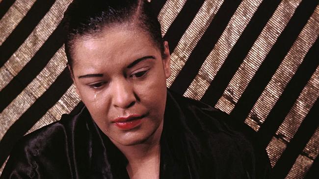 Billie Holiday mit Tränen im Gesicht